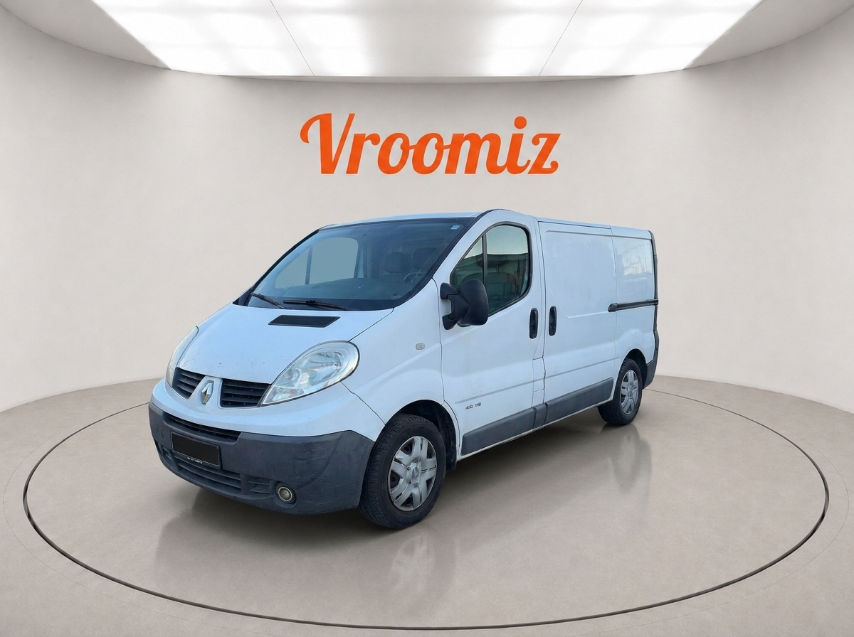 RENAULT Trafic