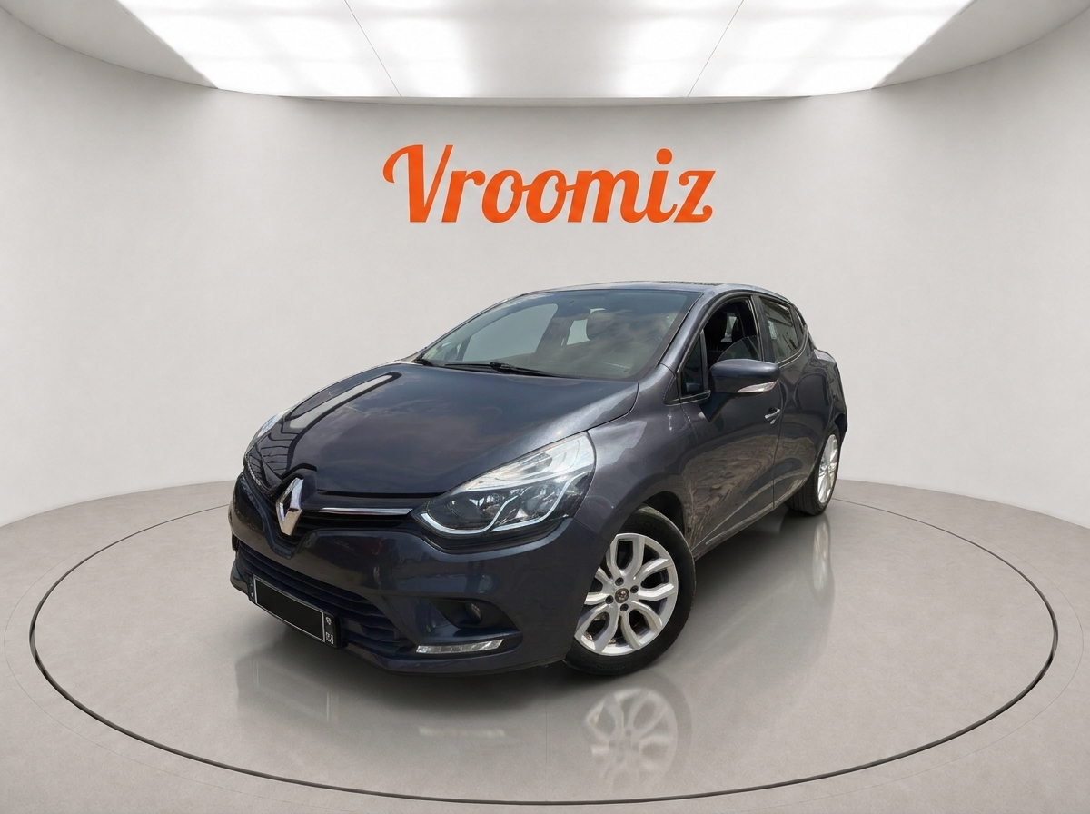 RENAULT Clio IV