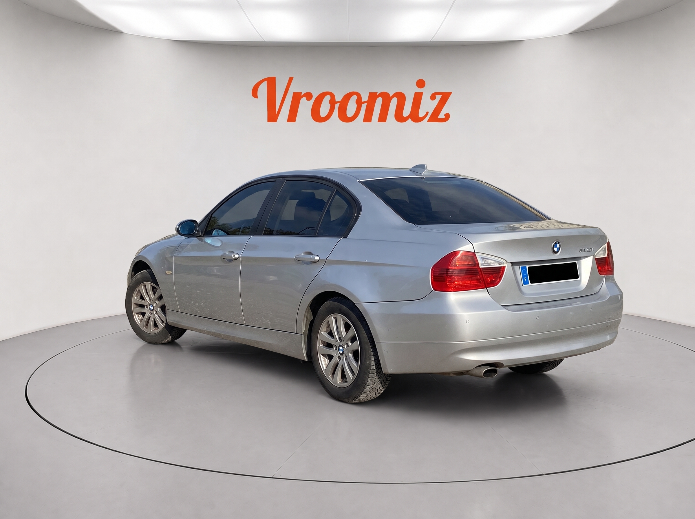 Bmw Série 3 / 320D 177 CH E90 / BOITE AUTO / CLIM AUTO / GARANTIE 12 MOIS * / RIEN À PREVOIR