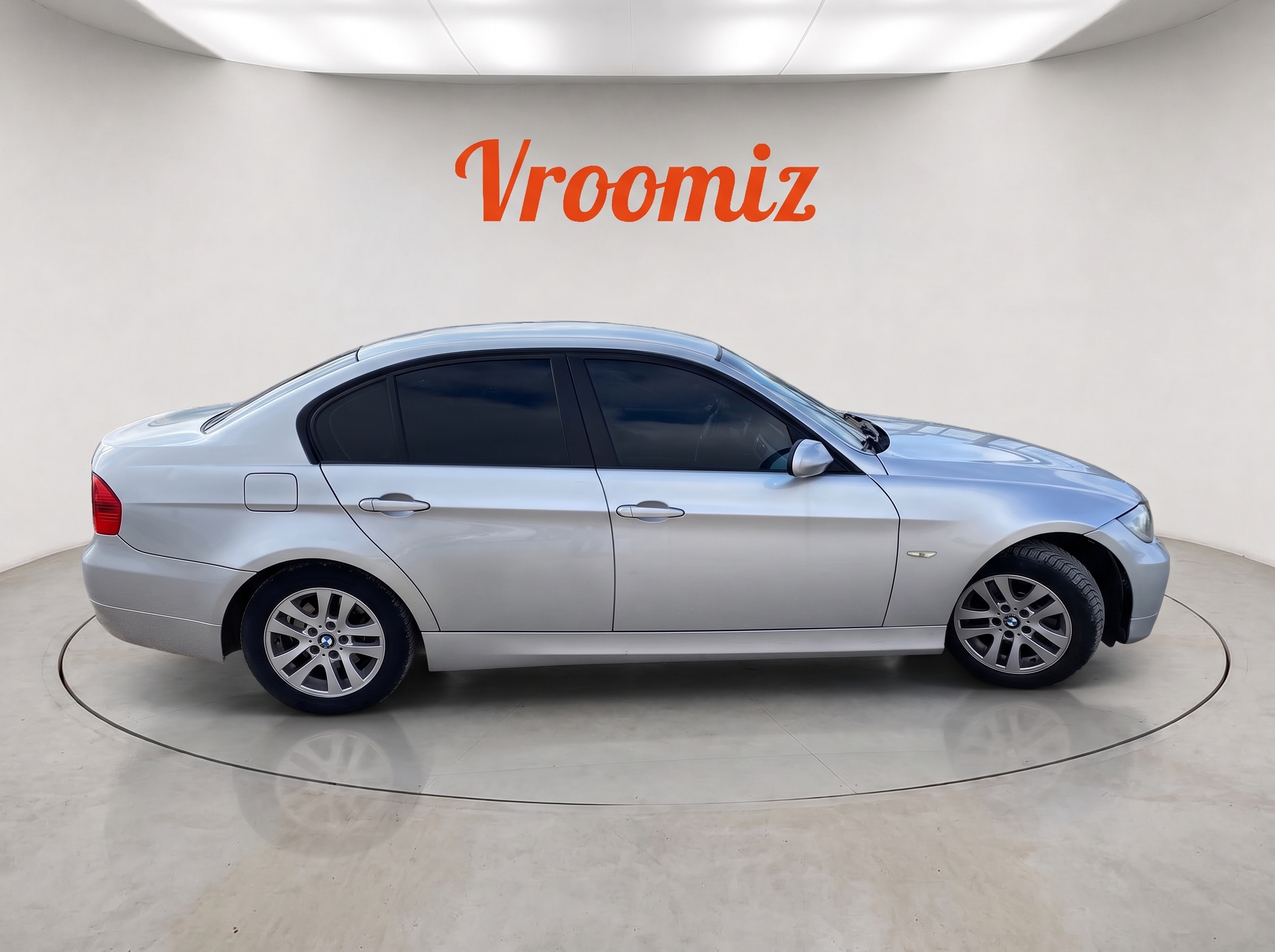 Bmw Série 3 / 320D 177 CH E90 / BOITE AUTO / CLIM AUTO / GARANTIE 12 MOIS * / RIEN À PREVOIR