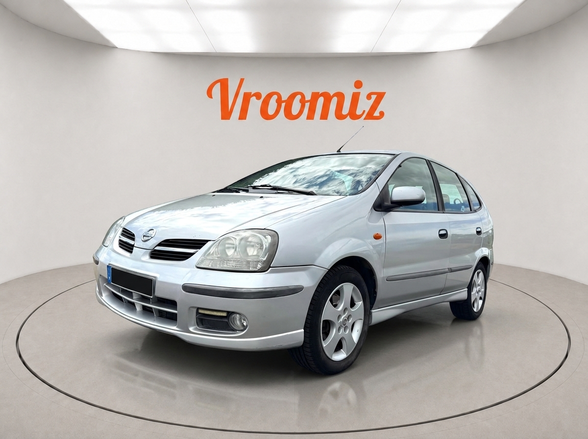 Nissan Almera Tino