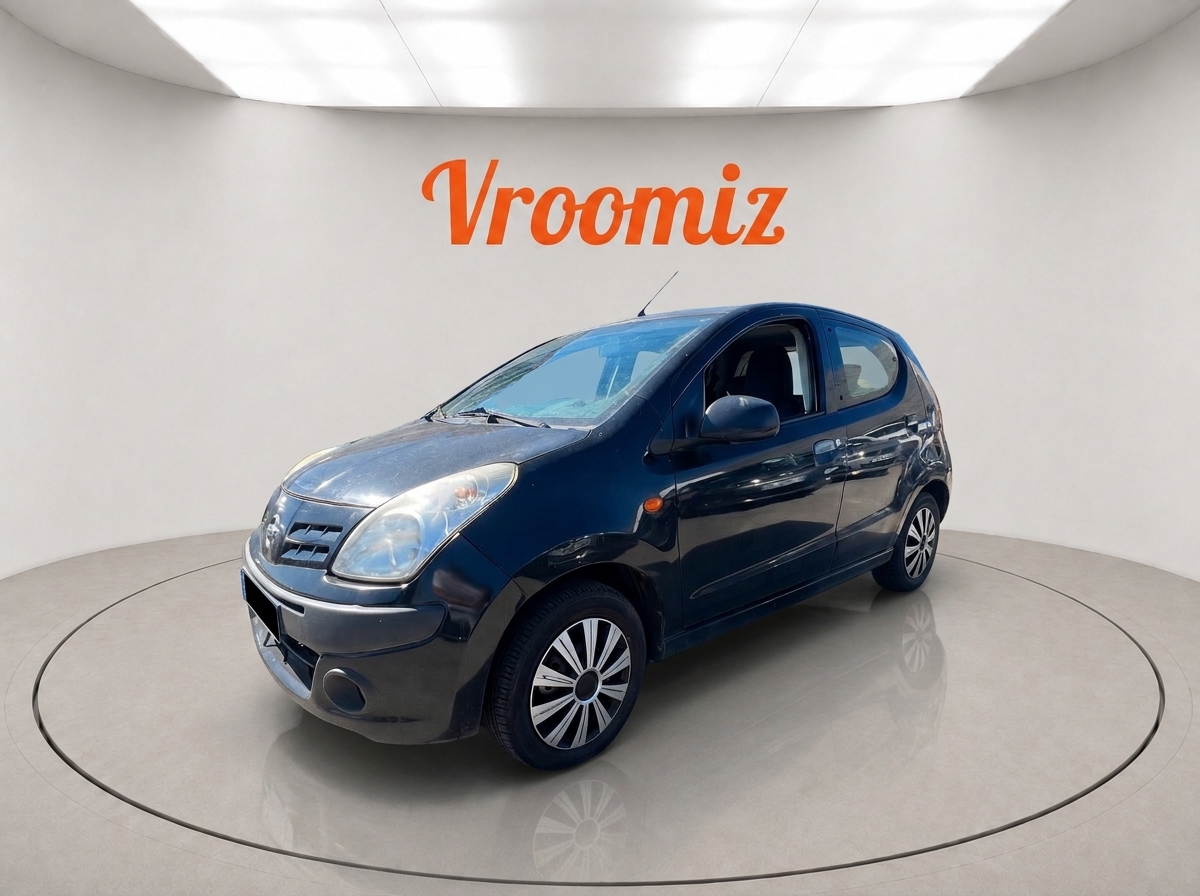 Nissan Pixo