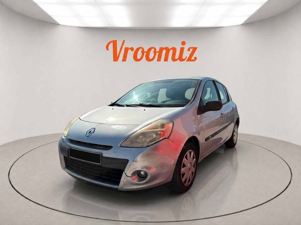 RENAULT Clio III