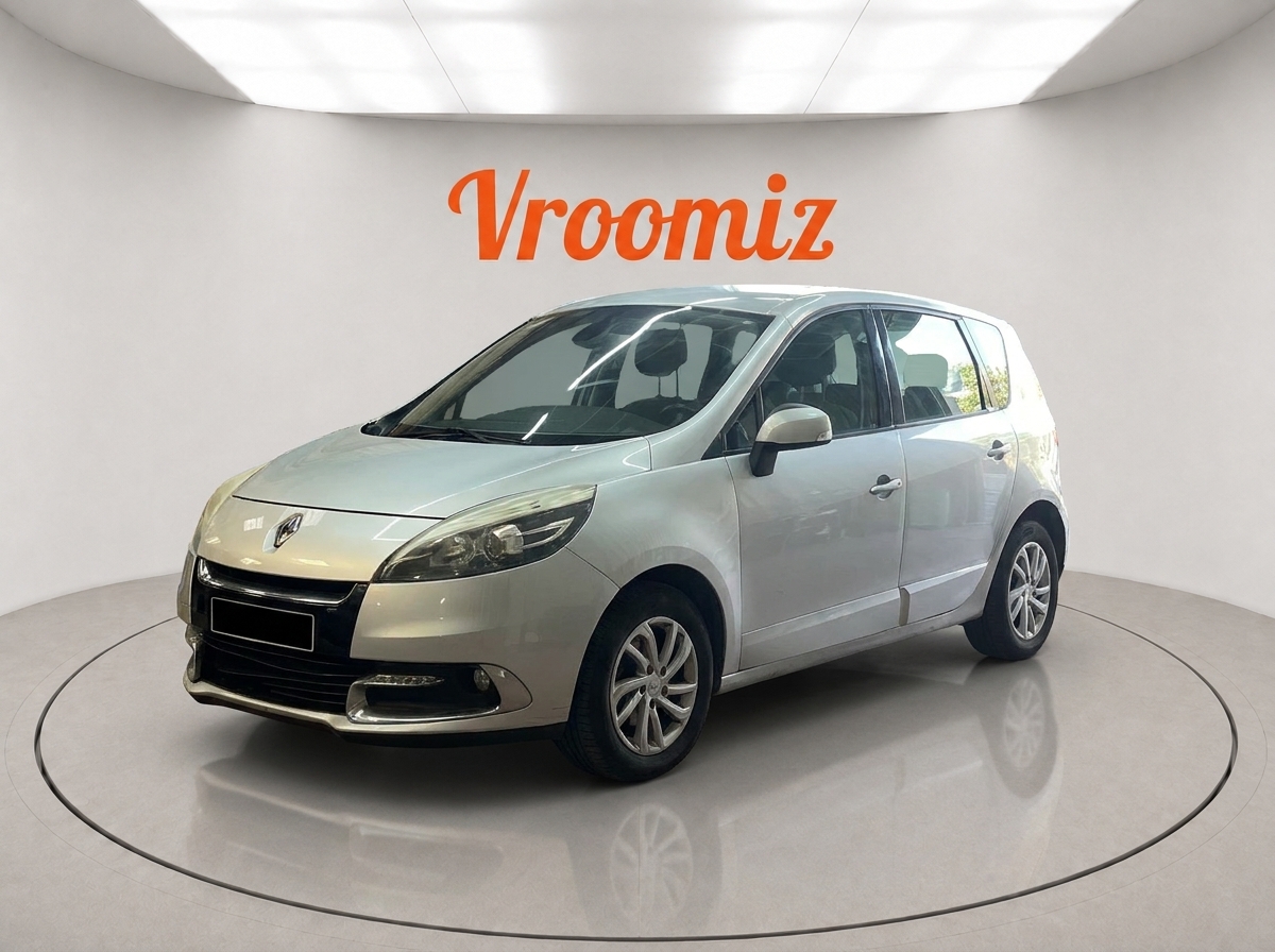 RENAULT Scenic