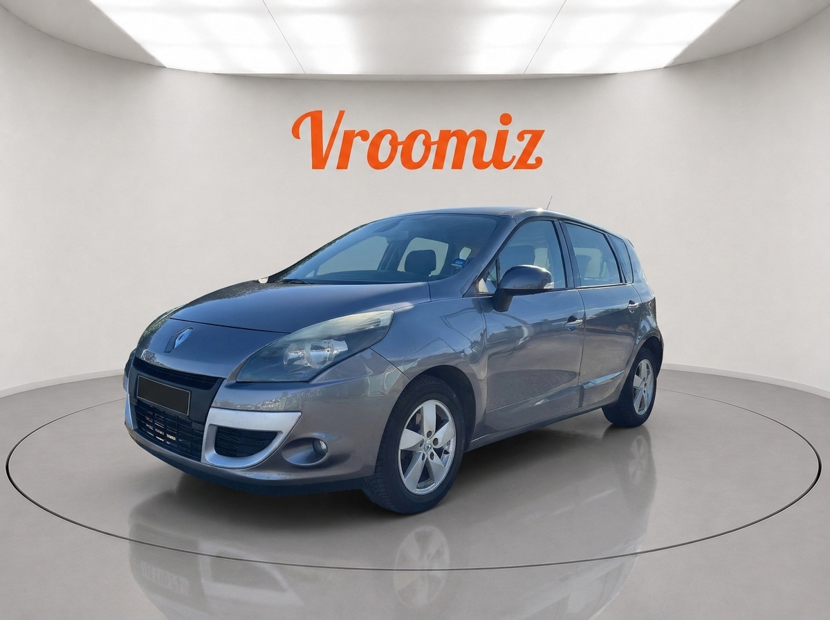 RENAULT Scenic