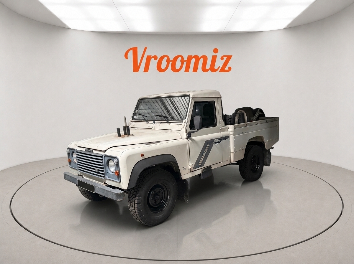 LAND ROVER DEFENDER