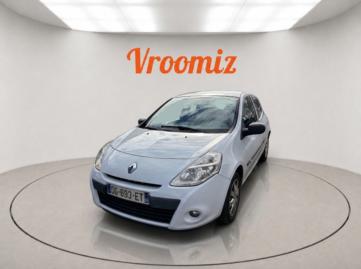 RENAULT Clio III