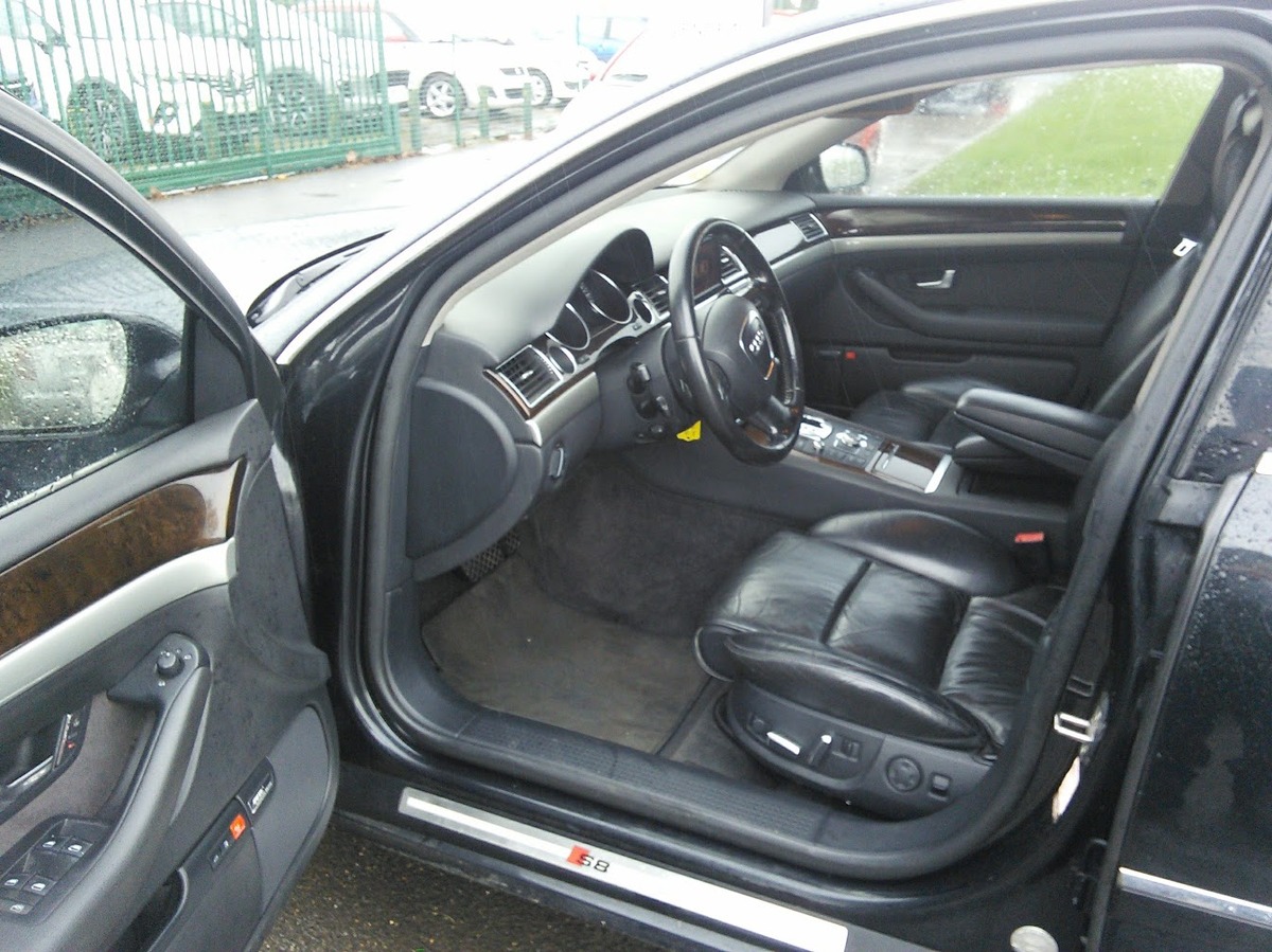 Audi A8 LIMOUSINE Quattro 4.2 TDi V8   Tiptronic6 326cv Boîte auto