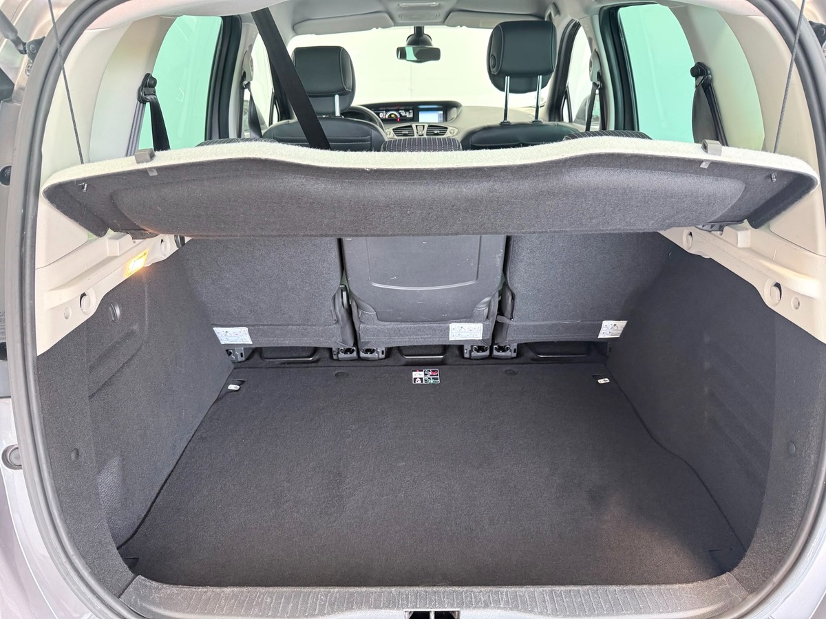 RENAULT Scenic 1.5 DCI 110 DYNAMIQUE EDC ( bva )