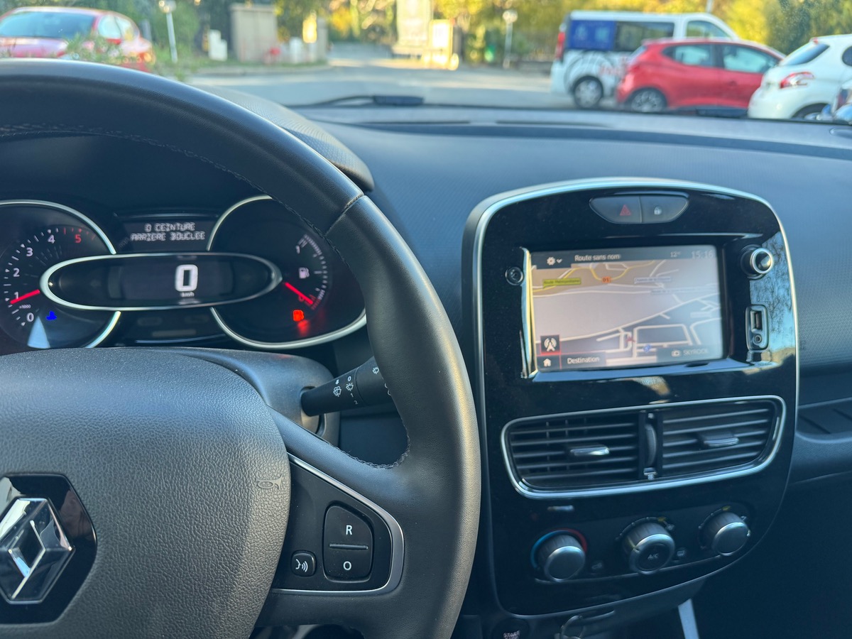 RENAULT Clio IV 1.5 DCI BUISNESS