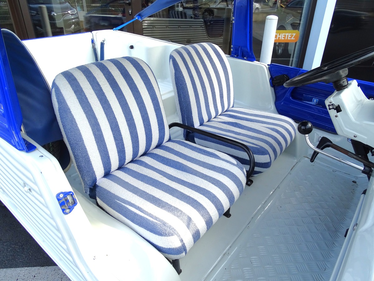 Citroën Méhari 4x2 1973 / Banquette arrière / 4 places / Baches complètes / Toit Bikini