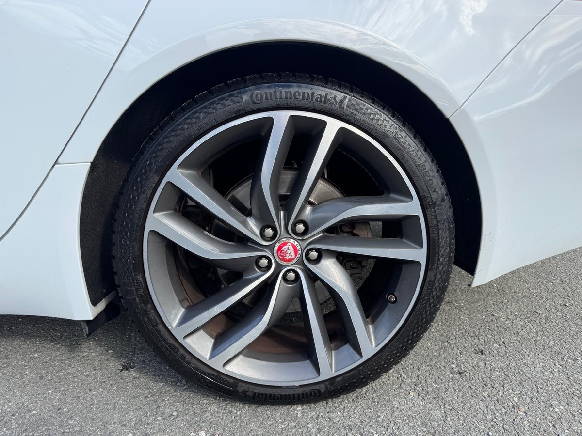 Jaguar XF 30d Prestige 3.0 V6 - Garantie