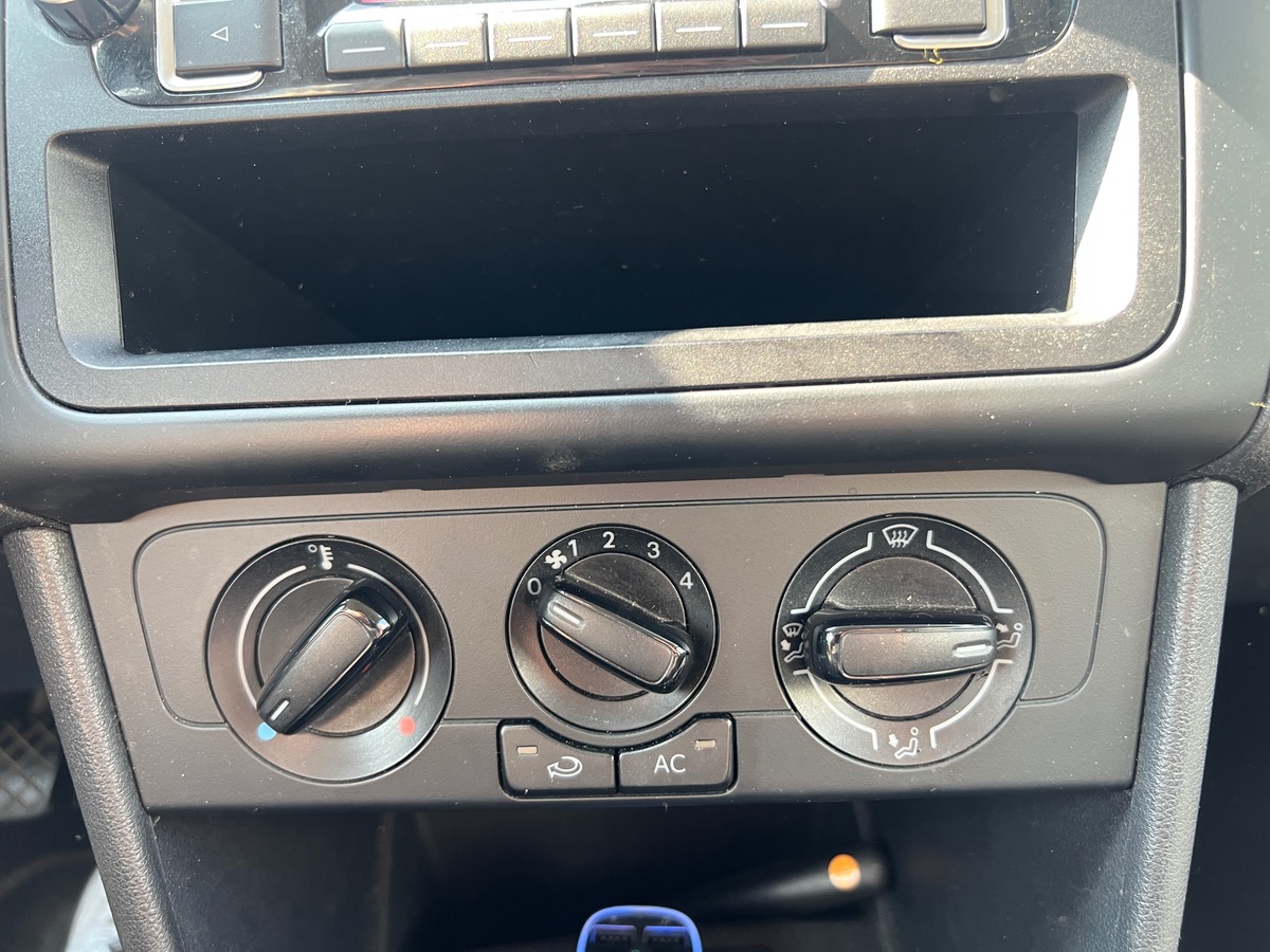 Volkswagen Polo V TRENDLINE 1,6L  90cv TDI , SUIVI COMPLET