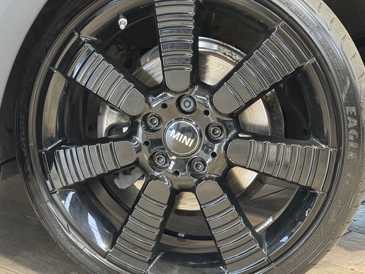 Mini Mini (F56) COOPER 136CV RESOLUTE ÉDITION TOIT OUVRANT 1ERE MAIN f