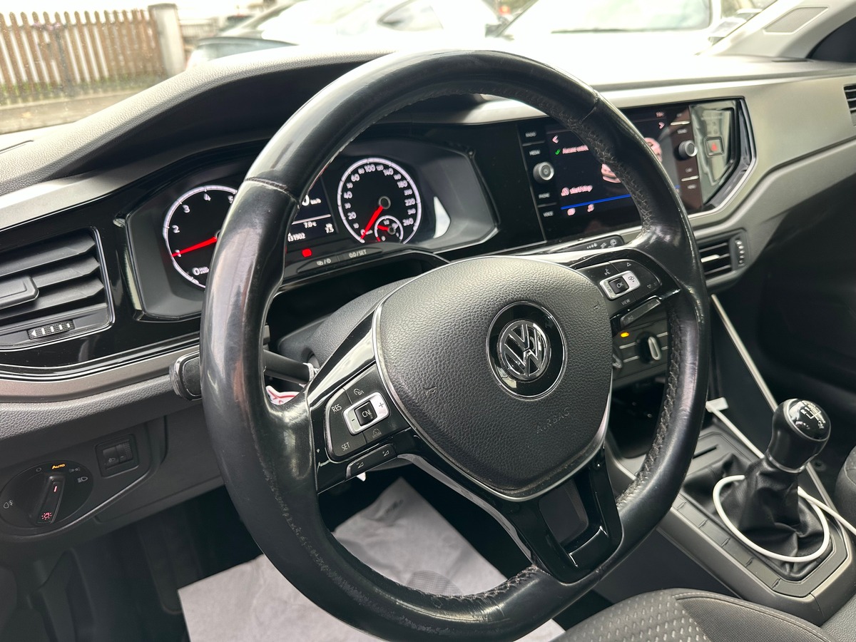 Volkswagen Polo 1.0 TSI 75cv - Confortline - Carplay - Caméra
