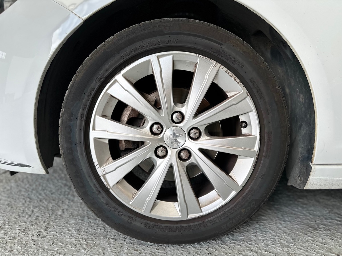 Peugeot 308 SW II (2) SW 1.5 BLUEHDI 100cv S&S STYLE