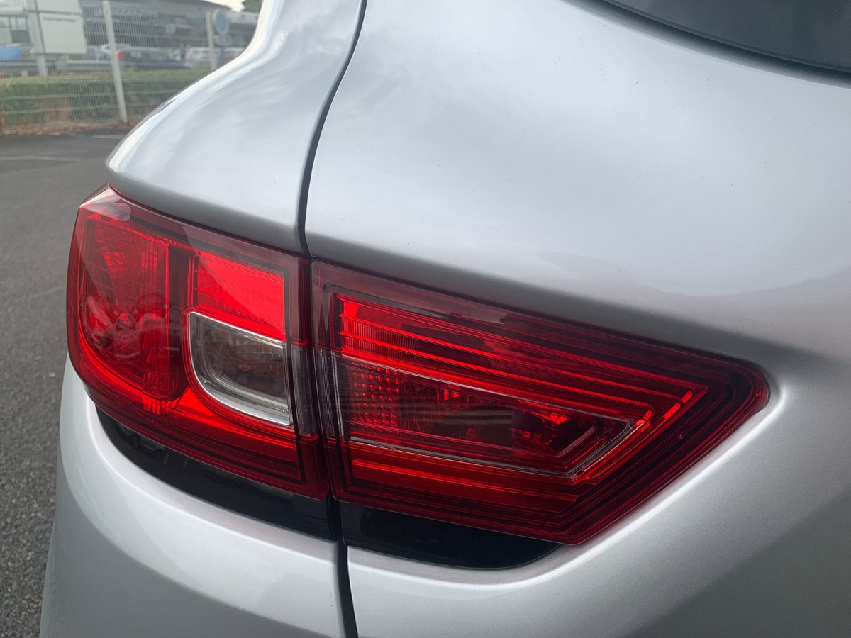 RENAULT Clio IV 90 ch | Limited | Régulateur vitesse | Climatisation | Radar stationnement arriére