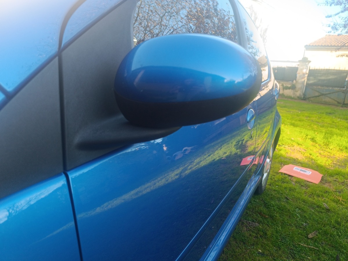 Toyota Aygo 1.0 VVT-I 68 CV VIRGIN RADIO