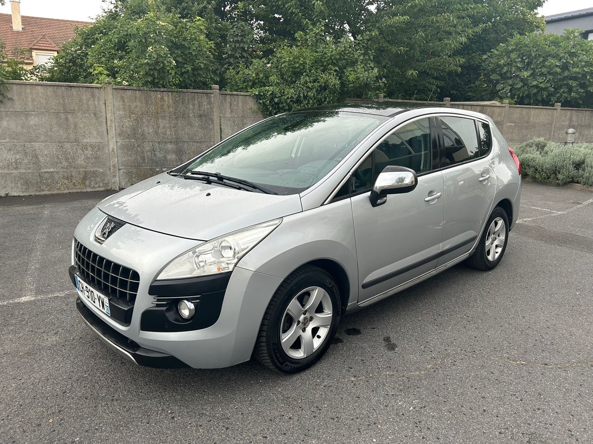 Peugeot 3008 2.0 HDI 150 CV 1er main allures 4XCBLeux