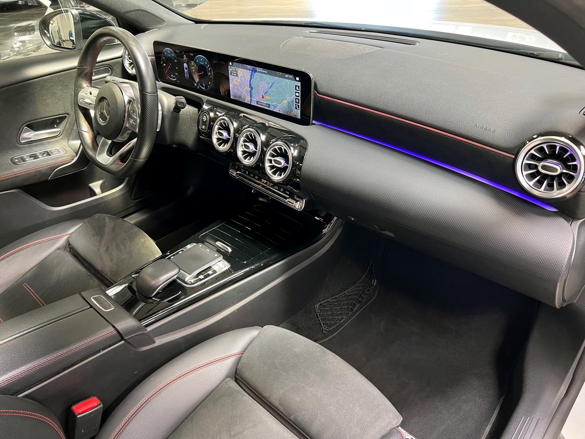 Mercedes-Benz Classe A 200 IV 163 AMG LINE 7G-DCT