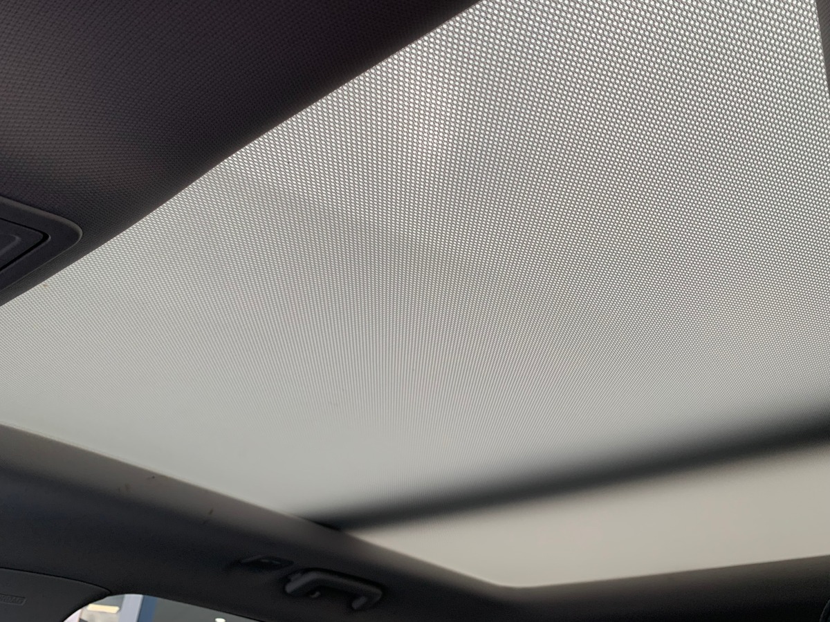 Ford FOCUS SW 120 ch | Vignale | Toit ouvrant panoramique | Apple car play Android auto | Attelage