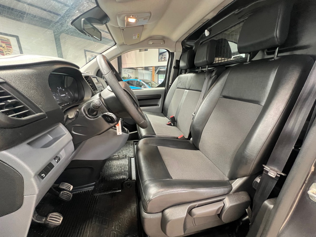 Opel Vivaro FOURGON MOYEN L1 1.5 CDTI 120 ch S&S PACK CLIM