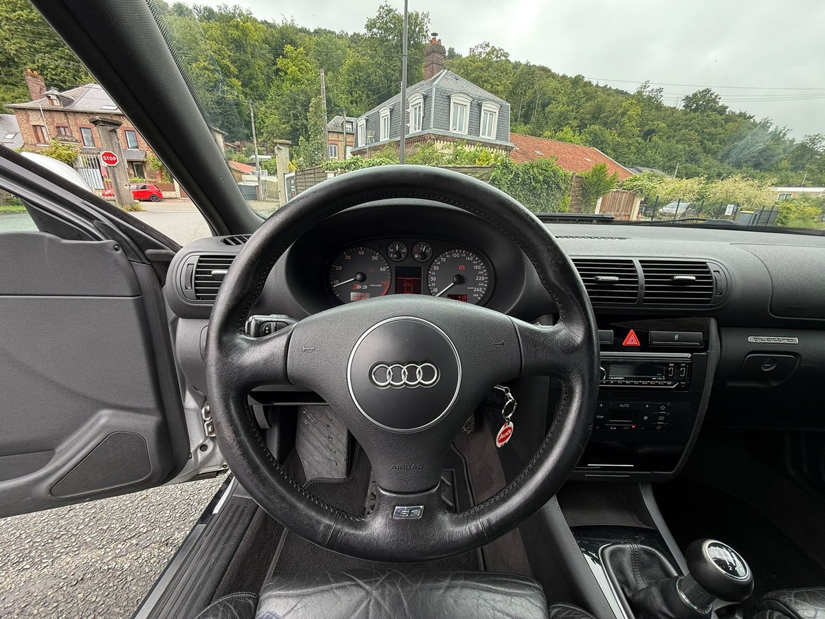 Audi S3 8L QUATTRO 210 1.8T