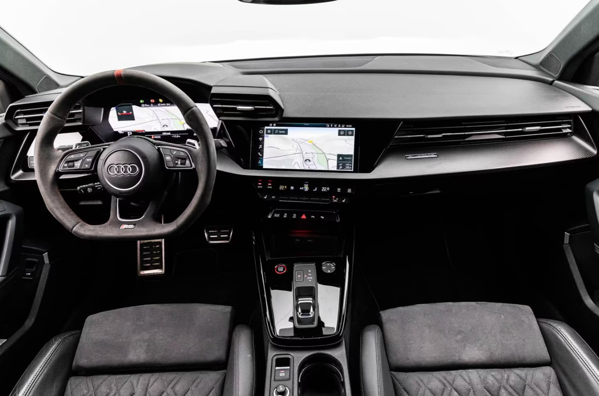 Audi RS3 Berline IV 2.5 TFSI 400ch quattro S tronic 7/Bang&Olufsen/Matrix