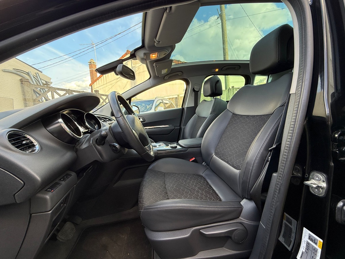 Peugeot 3008 1.6 HDI 120 CV allure 1er main S&S EAT6  4XCB 