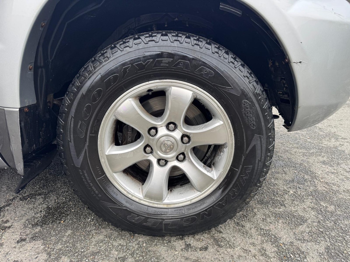 Toyota Land Cruiser KDJ125 D4-D 166 3 portes - Francais