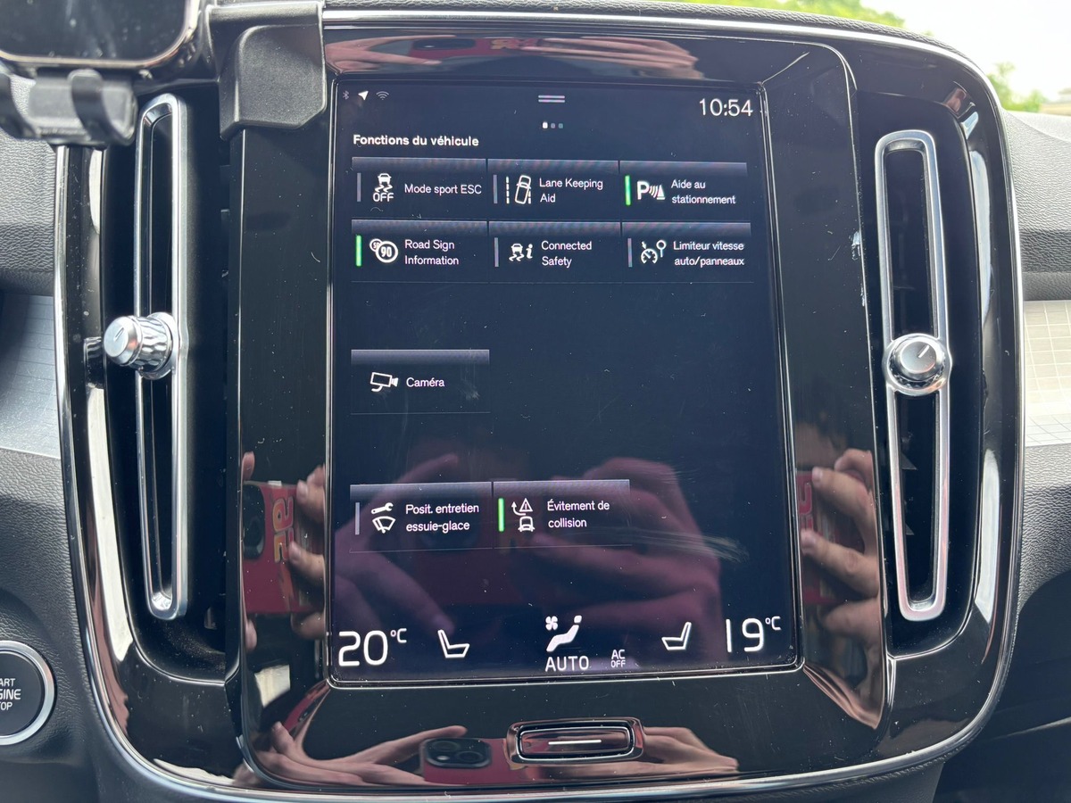 Volvo XC40 2.0 T6 HYBRID - TVA RECUPERABLE - Attelage électrique