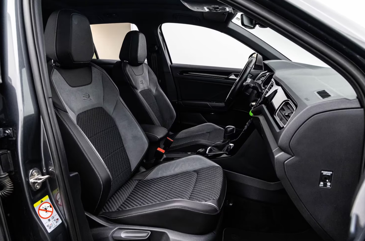 Volkswagen T-Roc 2.0 TSI 300ch R 4-Motion DSG7/Toit ouvrant/Beats/Attelage