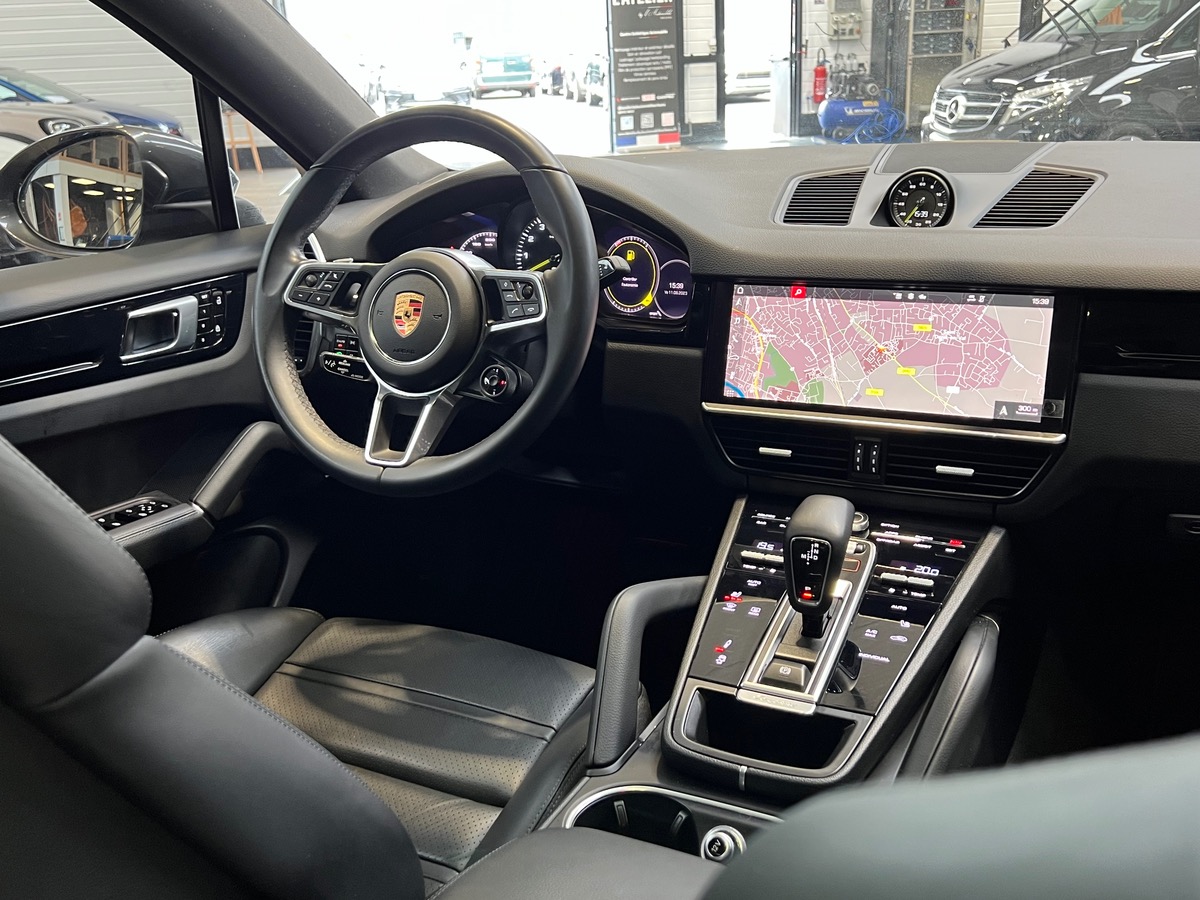 Porsche Cayenne Coupé III 3.0 V6 462 E-Hybrid zz