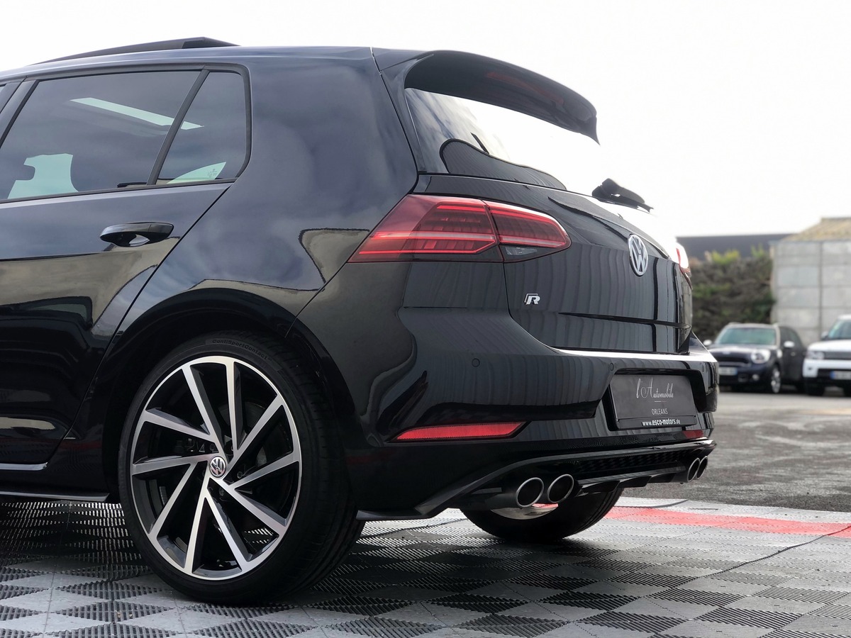 Volkswagen Golf VII 7 R 2.0 TSi 300 DSG7 4MOTION