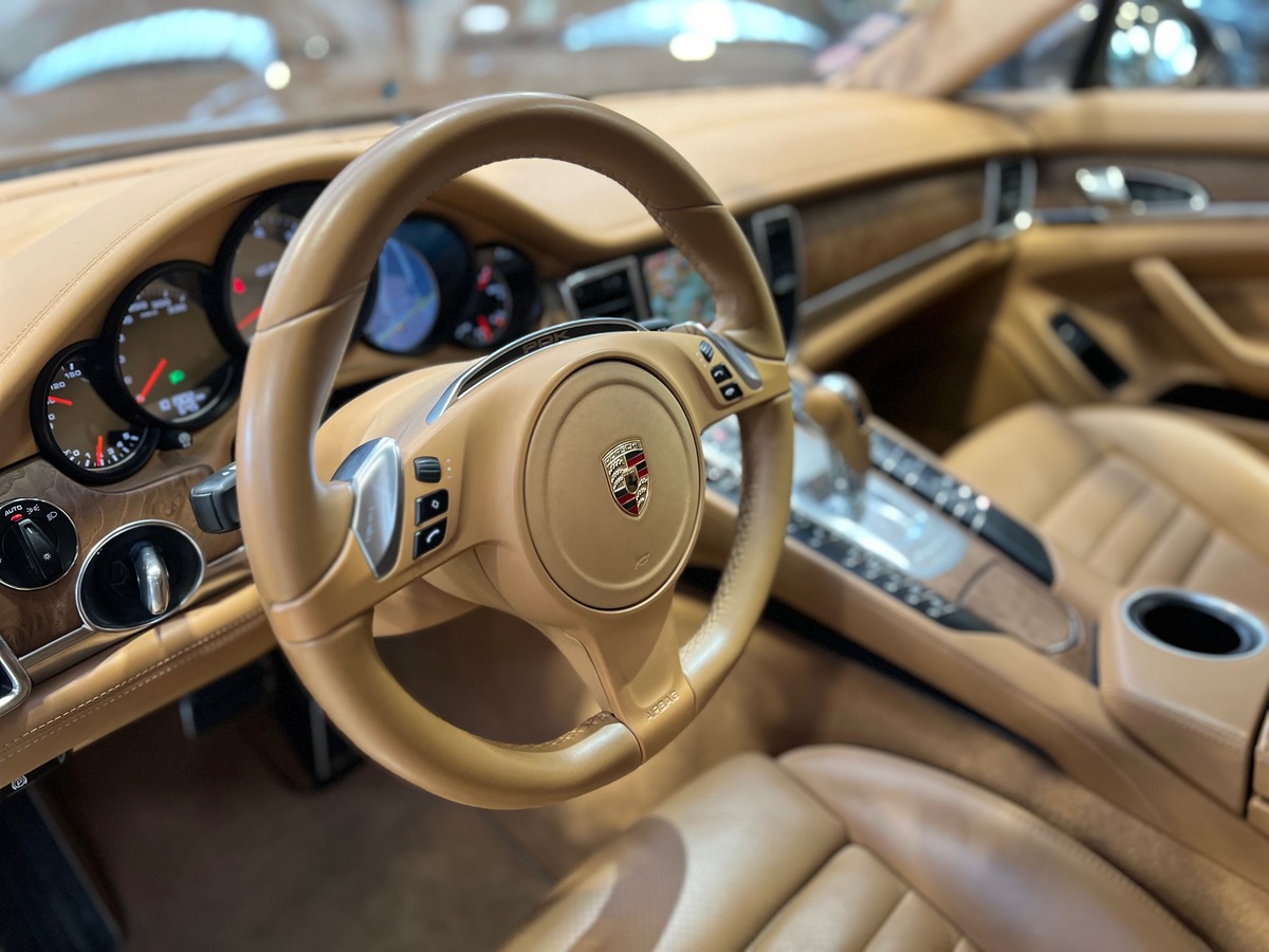 Porsche Panamera (2) GTS 4.8 V8 440 cv PDK (Fr + suivi complet)