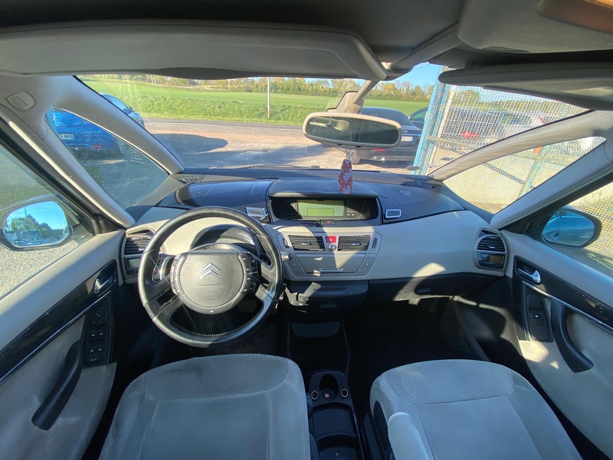 Citroën Grand C4 Picasso 7 places 1.6 hdi 110cv boîte automatique 
