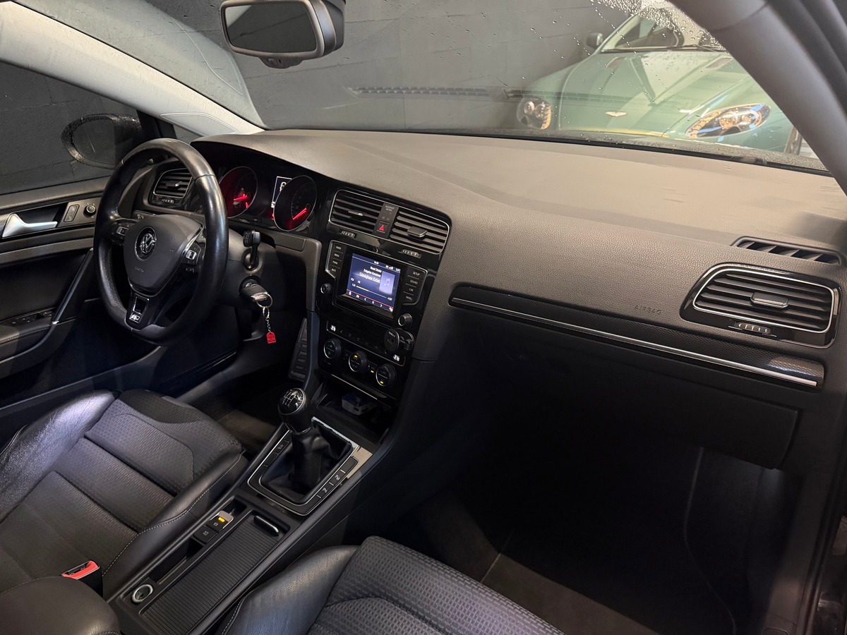 Volkswagen Golf VII 1.4 TSI 122ch CONFORTLINE