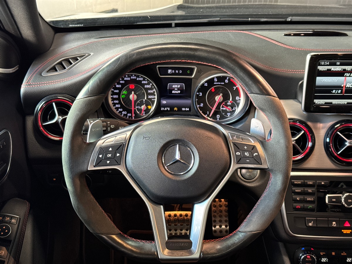 Mercedes-Benz GLA 45 AMG | Noir Cosmos | Toit Ouvrant | Sièges Perf | Keyless | Garantie 12 Mois