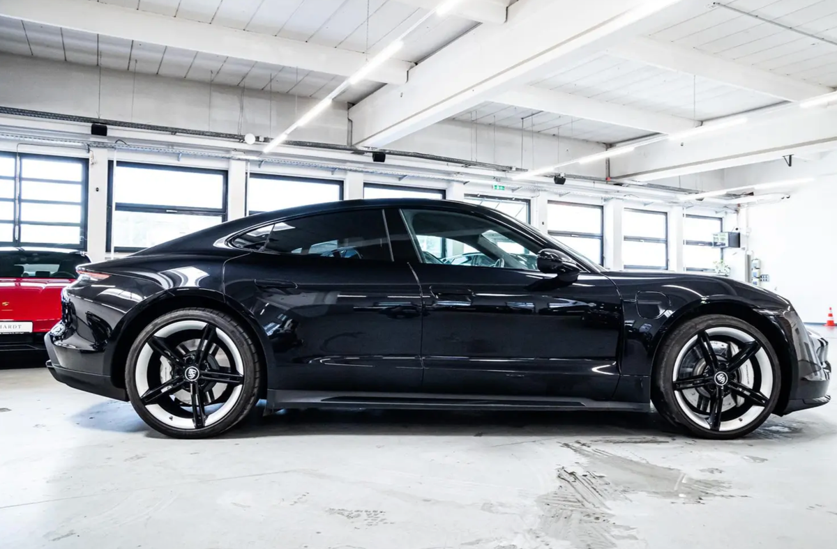 Porsche Taycan 680ch Turbo/Bose