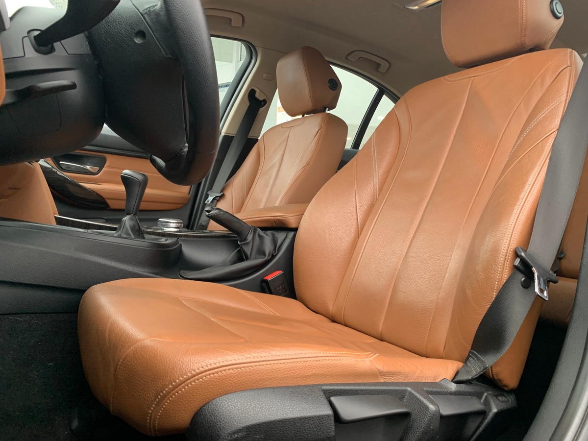 Bmw Série 3 184 | Luxury | Cuir | Radar avant arriére | Historique maintenance | Démarrage sans clé