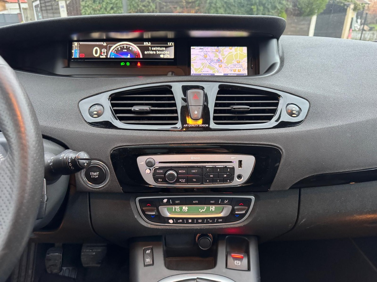 RENAULT Grand Scenic 1.5 DCI 110-7 Places- BOSE Edition-Garantie