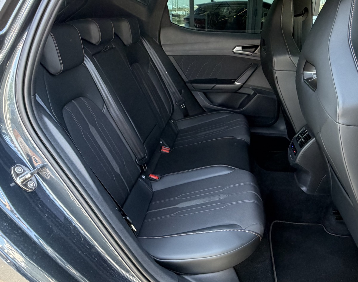 Cupra Leon 1.4 e-Hybrid 245ch VZ / Sièges chauffants / Mode de conduite / Apple CarPlay