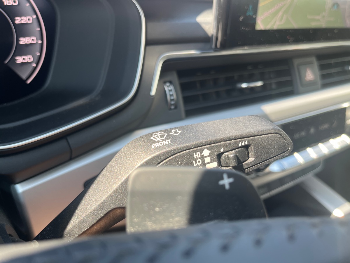 Audi A5 Sportback 40 2.0 TFSi Mild Hybrid S-Tronic7 190 cv DESIGN, suivi complet, sièges chauffants