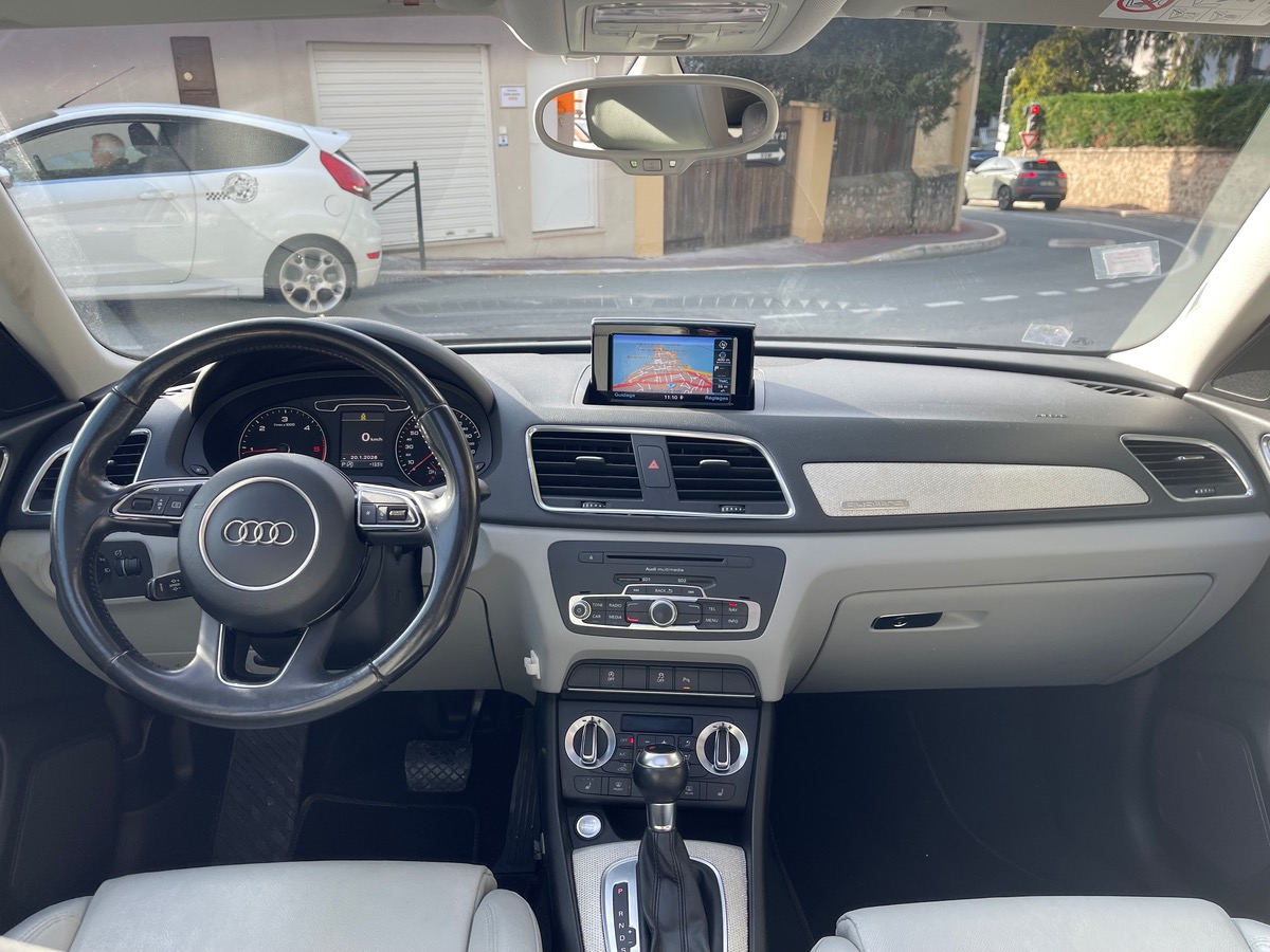 Audi Q3 2.0 TDI 140 CV Quattro / S Line/  Toit ouvrant / Ambition Luxe /Caméra