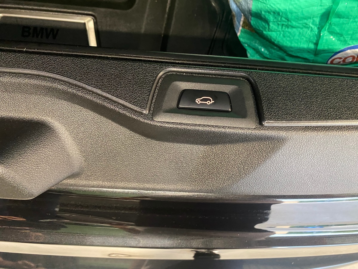 Bmw X5 G05 xDrive30d 265 ch BVA8 M Sport / TOIT OUVRANT / CAMERA 360 / APPLE CARPLAY