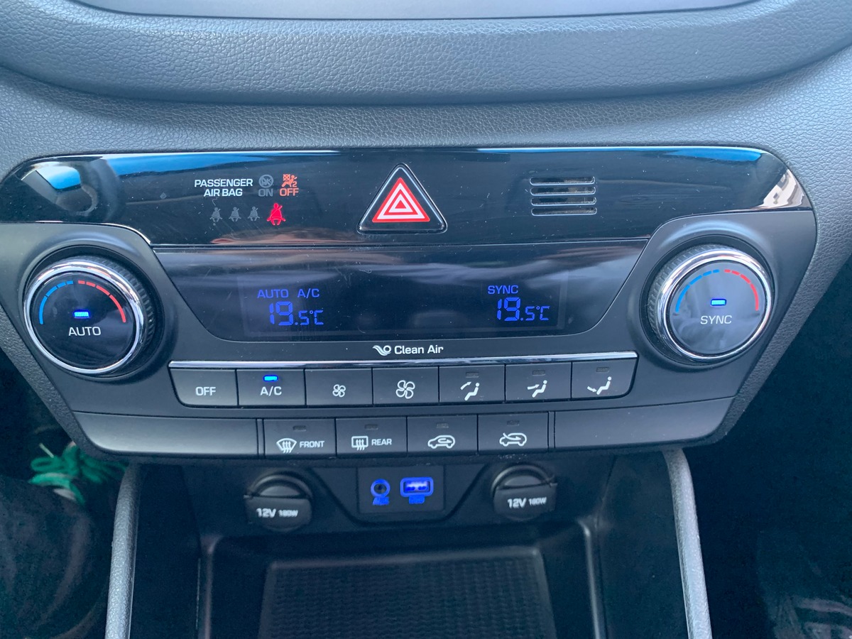 Hyundai Tucson 115 | Intuitive | 1.7 CRDI | 2WD | Régulateur vitesse | GPS | Attelage | Caméra recul