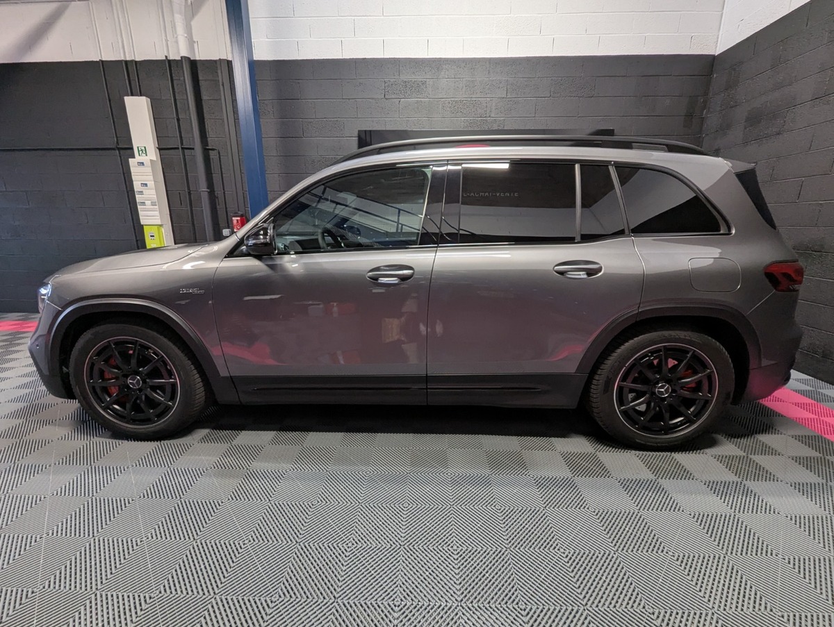 Mercedes Benz GLB AMG 35 4MATIC