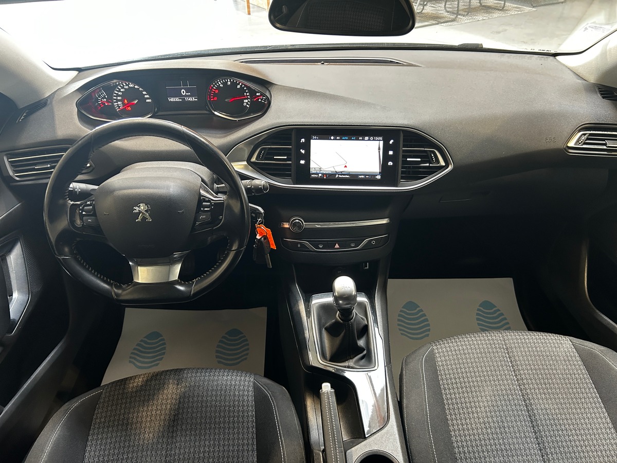 Peugeot 308 SW Phase II 1.5 BlueHDi 100 cv / DISTRIBUTION ET VIDANGE OK / GARANTIE
