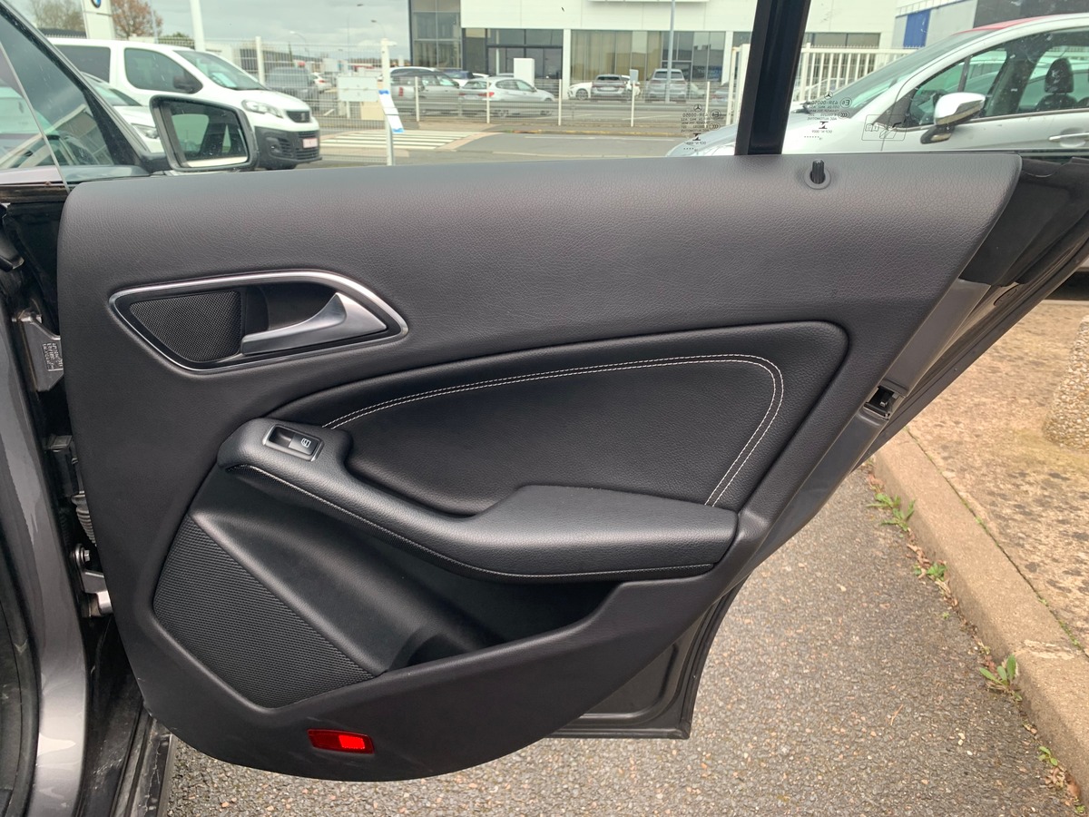 Mercedes-Benz CLA Shooting Brake 136 ch | Business Edition | Caméra de recul | Coffre électrique