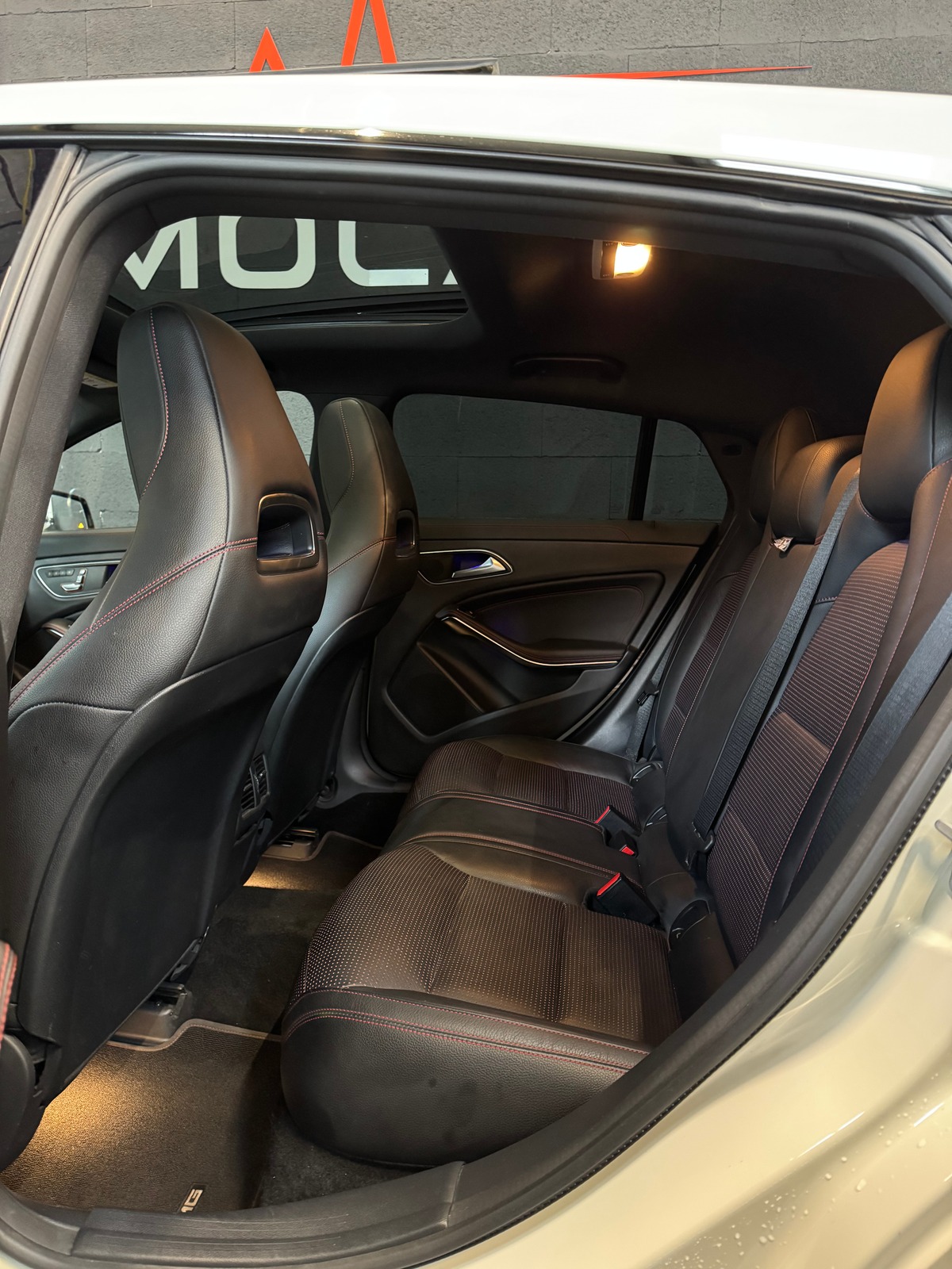 Mercedes Benz CLA Shooting Brake 220 d Fascination 4Matic 7G-DCT